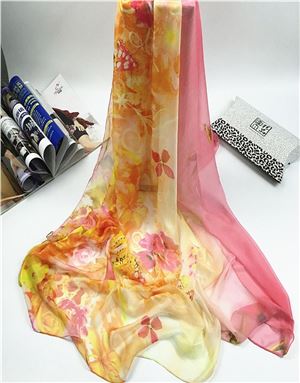 新款蝴蝶系列仿真絲絲巾黃色