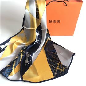 真絲圍巾 (6) 真絲圍巾 (6)