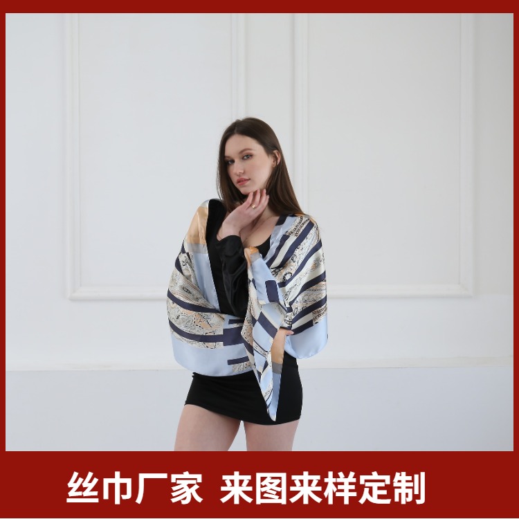 圍巾搭配什么顏色的衣服好看，圍巾、真絲圍巾、羊絨圍巾、真絲絲巾、羊毛圍巾